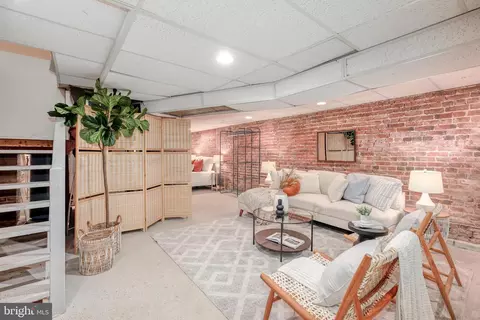 527 12th St NE, Washington, DC 20002 photo 35