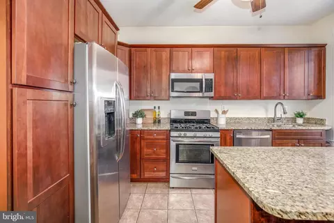 527 12th St NE, Washington, DC 20002 photo 11