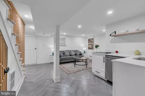 1204 Staples St NE, Washington, DC 20002 photo 21