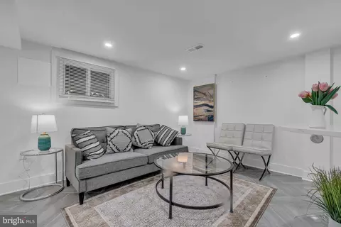 1204 Staples St NE, Washington, DC 20002 photo 25