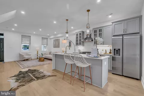 1204 Staples St NE, Washington, DC 20002 photo 4