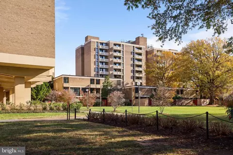 Exterior - 1245 4th St SW #E103, Washington, DC 20024 photo 7 of 8