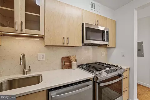 Kitchen - 1245 4th St SW #E103, Washington, DC 20024 photo 1 of 3