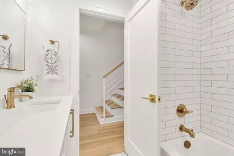 518 6th St NE #A, Washington, DC 20002 photo 21