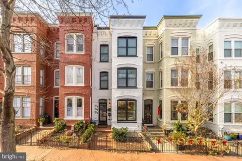 518 6th St NE #A, Washington, DC 20002