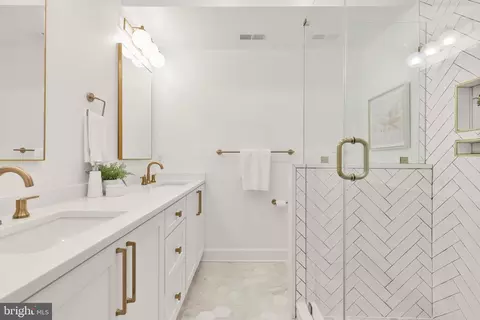 518 6th St NE #A, Washington, DC 20002 photo 28