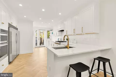 518 6th St NE #A, Washington, DC 20002 photo 3