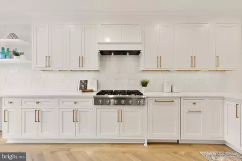 518 6th St NE #A, Washington, DC 20002 photo 13