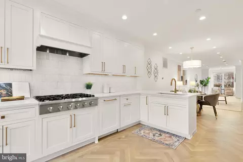 518 6th St NE #A, Washington, DC 20002 photo 4