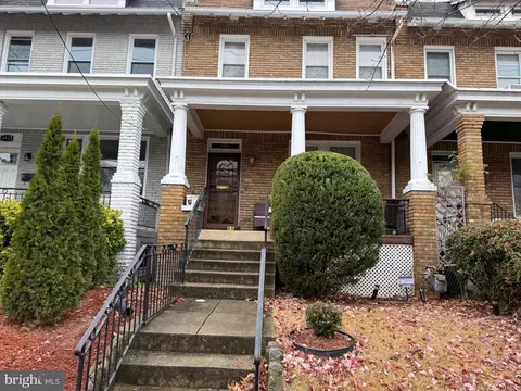 4524 4th St NW, Washington, DC 20011