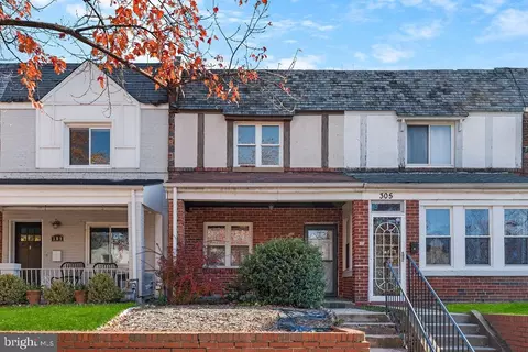 307 35th St NE, Washington, DC 20019