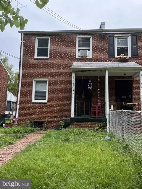 458 Burns St SE, Washington, DC 20019