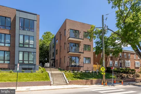 828 Taylor St NE #PH1, Washington, DC 20017
