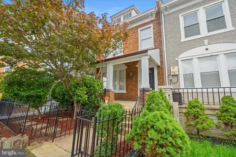1504 Spring Pl NW, Washington, DC 20010