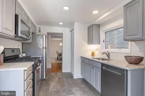 Kitchen - 211 3rd St SE, Washington, DC 20003 photo 3 of 4