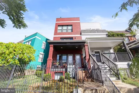 1266 Penn St NE #1, Washington, DC 20002