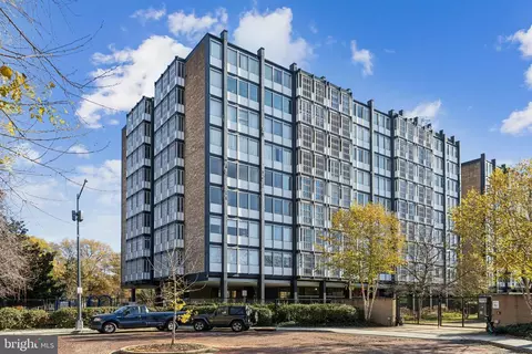 1301 Delaware Ave SW #N523, Washington, DC 20024