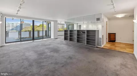 800 25th St NW #605, Washington, DC 20037