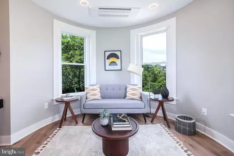 1634 S Street St NW #5, Washington, DC 20009 photo 4
