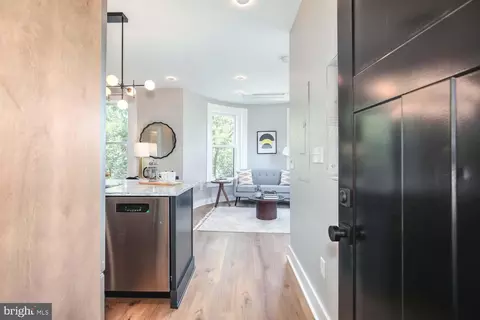 1634 S Street St NW #5, Washington, DC 20009 photo 2