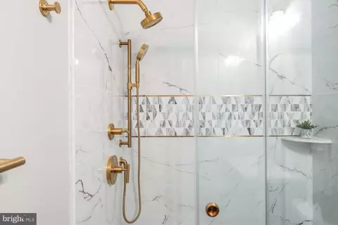 1634 S Street St NW #5, Washington, DC 20009 photo 15