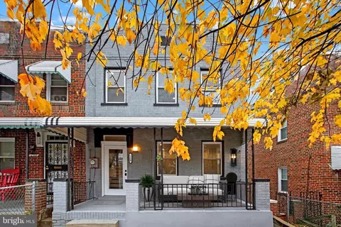 230 Division Ave NE, Washington, DC 20019