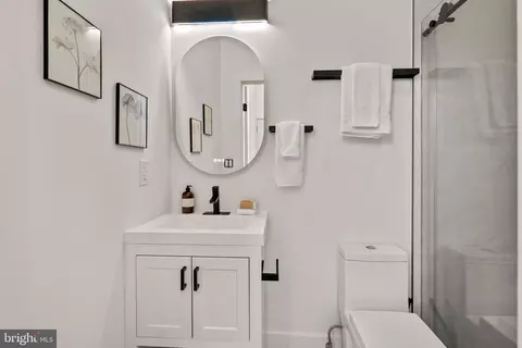 4725 3rd Pl NW #4, Washington, DC 20011 photo 11