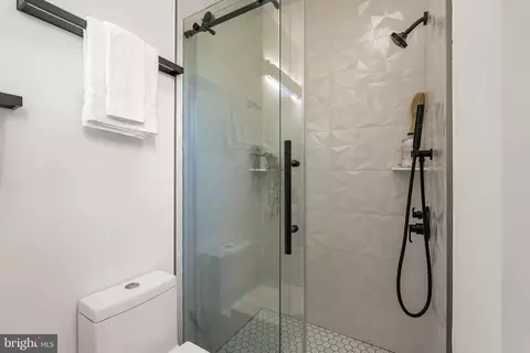 4725 3rd Pl NW #4, Washington, DC 20011 photo 12