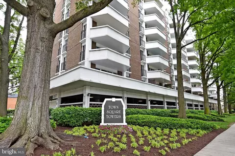 700 7th St SW #P219, Washington, DC 20024