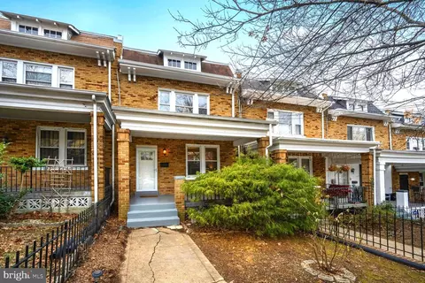 318 Allison St NW, Washington, DC 20011