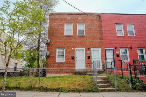 5422 James Pl NE, Washington, DC 20019
