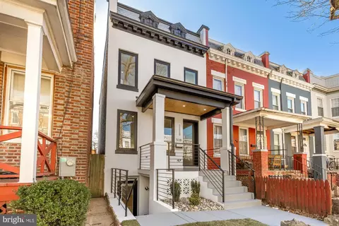 518 Kenyon St NW, Washington, DC 20010