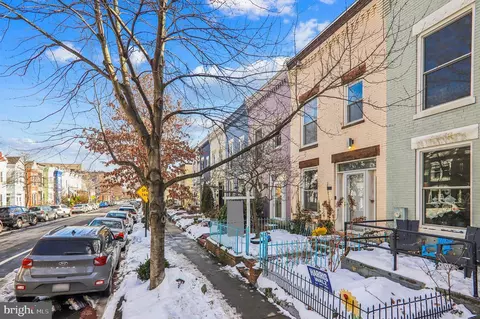 Exterior - 1213 D St NE, Washington, DC 20002 photo 4 of 4
