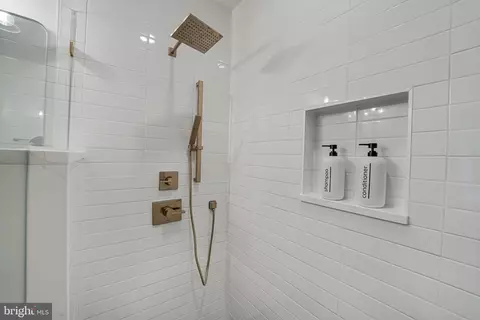 Bath - 812 6th St NE, Washington, DC 20002 photo 7 of 10