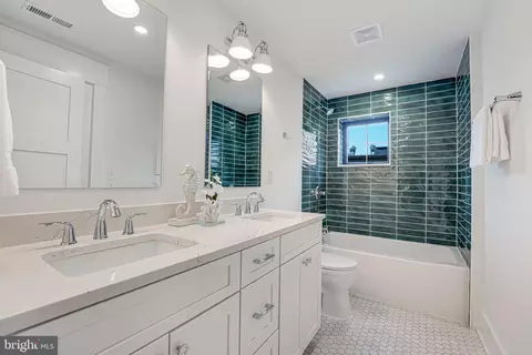 Bath - 812 6th St NE, Washington, DC 20002 photo 1 of 10