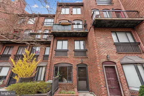 1051 Paper Mill Ct NW #1051, Washington, DC 20007