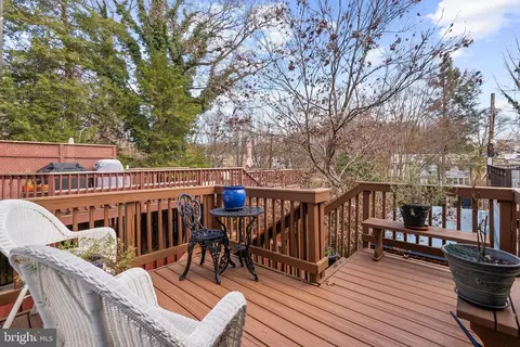 1933 38th St NW, Washington, DC 20007 photo 16