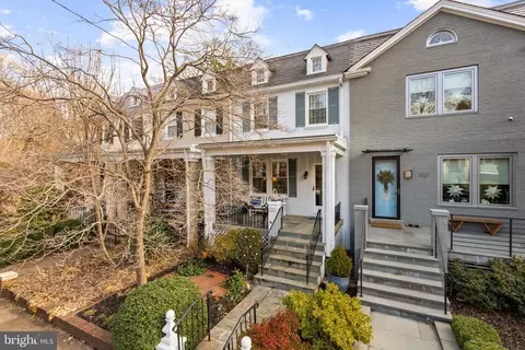 1933 38th St NW, Washington, DC 20007