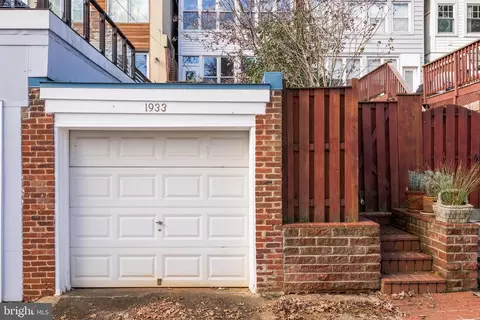 1933 38th St NW, Washington, DC 20007 photo 20
