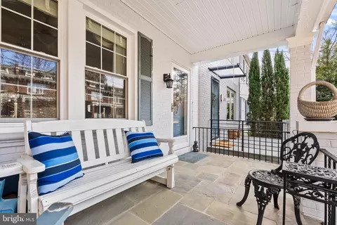 1933 38th St NW, Washington, DC 20007 photo 3
