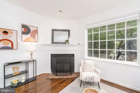815 G St NE, Washington, DC 20002 photo 12