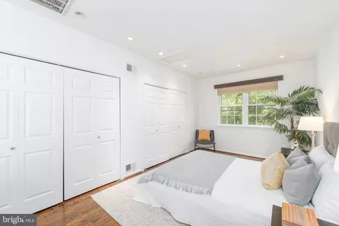 815 G St NE, Washington, DC 20002 photo 18