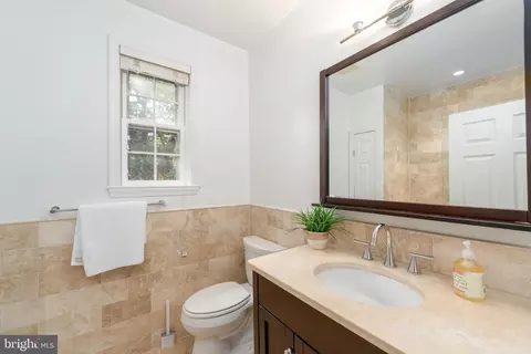 815 G St NE, Washington, DC 20002 photo 20