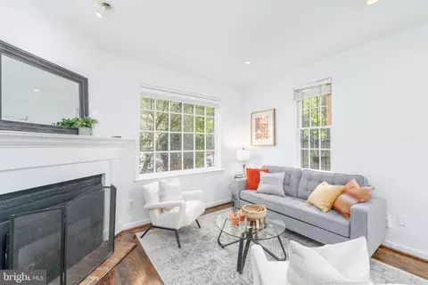 815 G St NE, Washington, DC 20002 photo 10