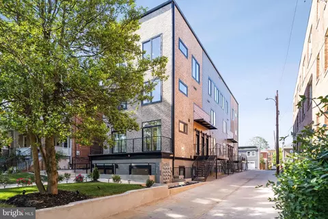 1307 Longfellow St NW #3, Washington, DC 20011