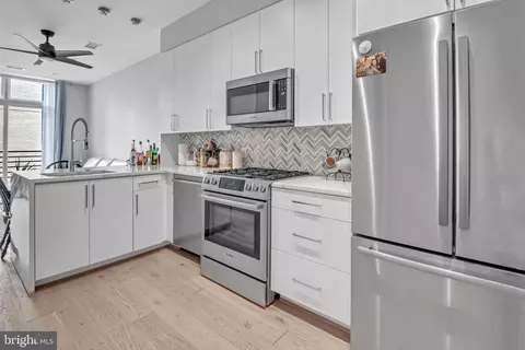 646 H St NE #301, Washington, DC 20002 photo 9