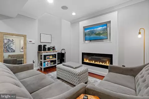 1317 Adams St NE #3, Washington, DC 20018