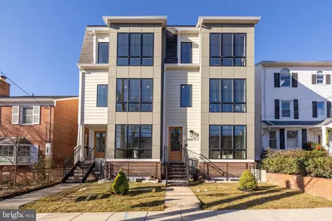 5018 12 42nd St NW #2, Washington, DC 20016