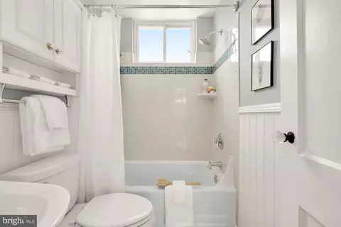 1733 Harvard St NW, Washington, DC 20009 photo 19