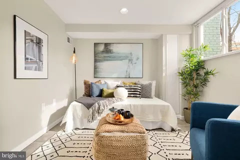 1733 Harvard St NW, Washington, DC 20009 photo 26